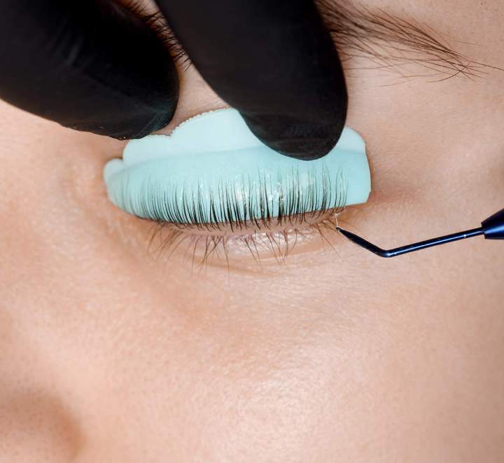 Rehaussement cils Mezzavia